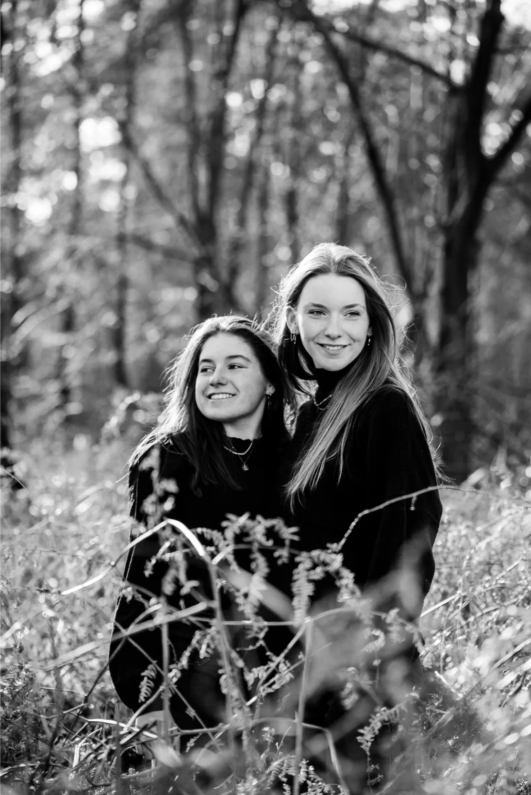 Zusjesportret in de natuur